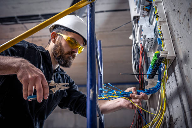 Best Circuit Breaker Repair  in Baileyton, AL